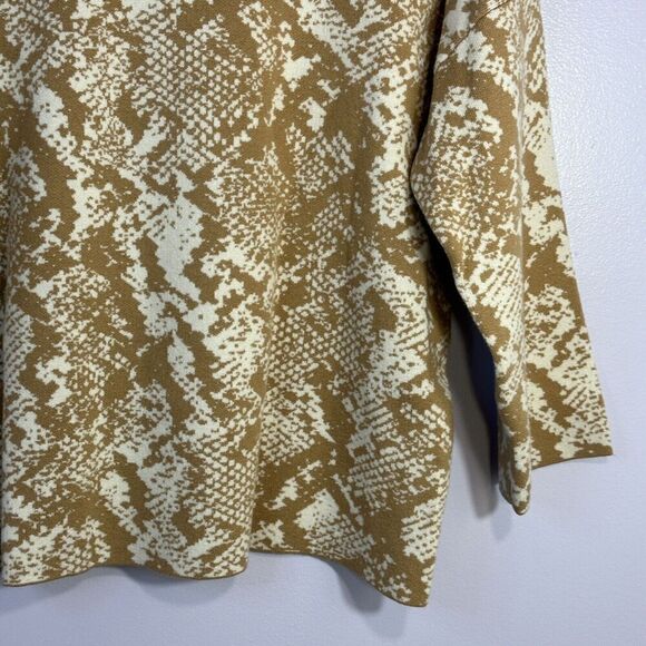 Ann Taylor Boxy Snake Print Sweater Women Size Small Crew Neck Long Sleeve - Picture 12 of 14